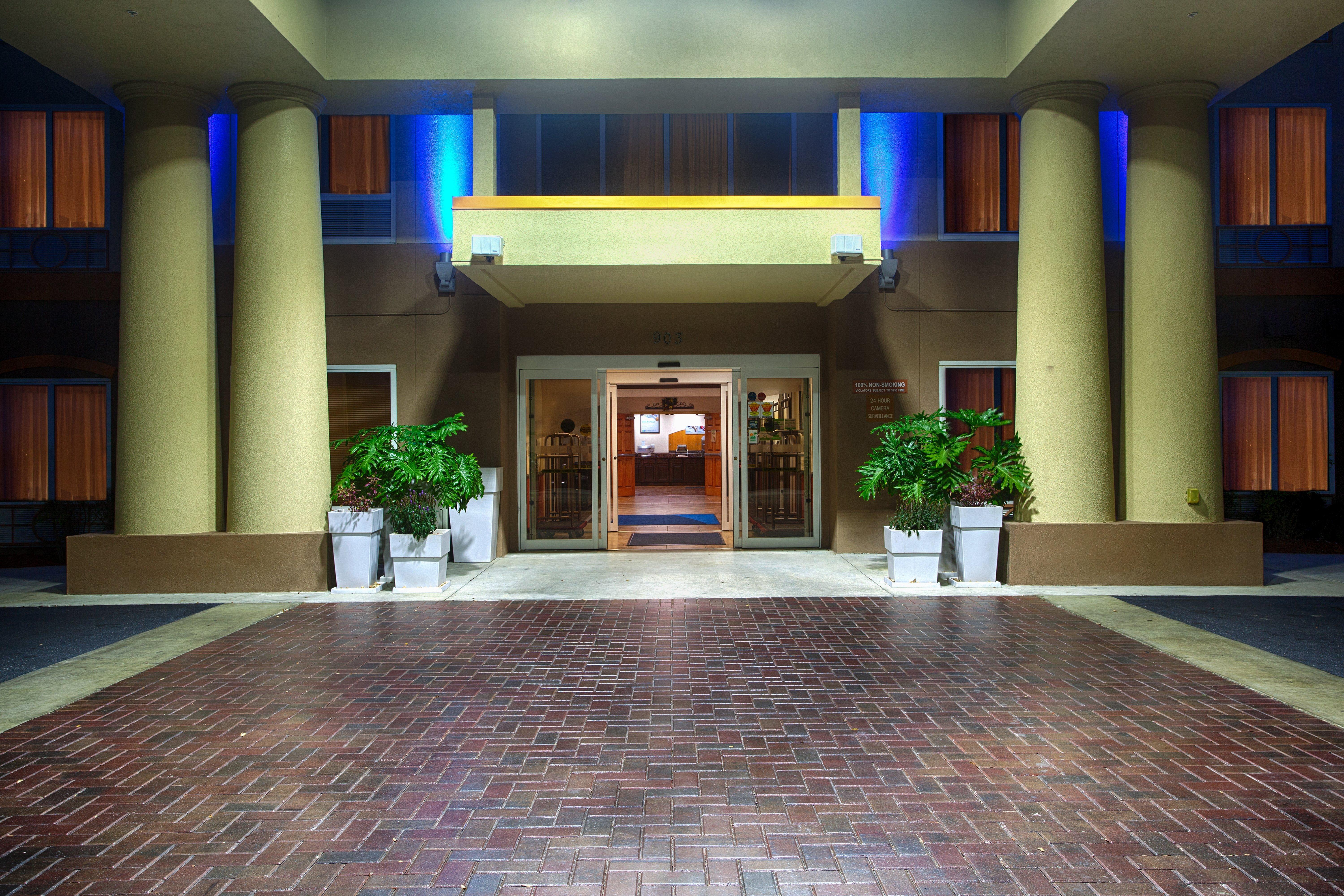 Holiday Inn Express Hotel & Suites Inverness By Ihg Lecanto Exterior foto